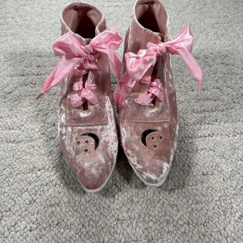 Y.R.U. Aura Pink Velvet Celestial Ankle Boots with Starry Moon Design Size 9